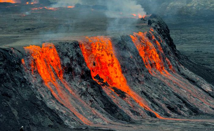 5-days-gorillas-and-nyirangongo-hike-hiking-mount-nyiragongo